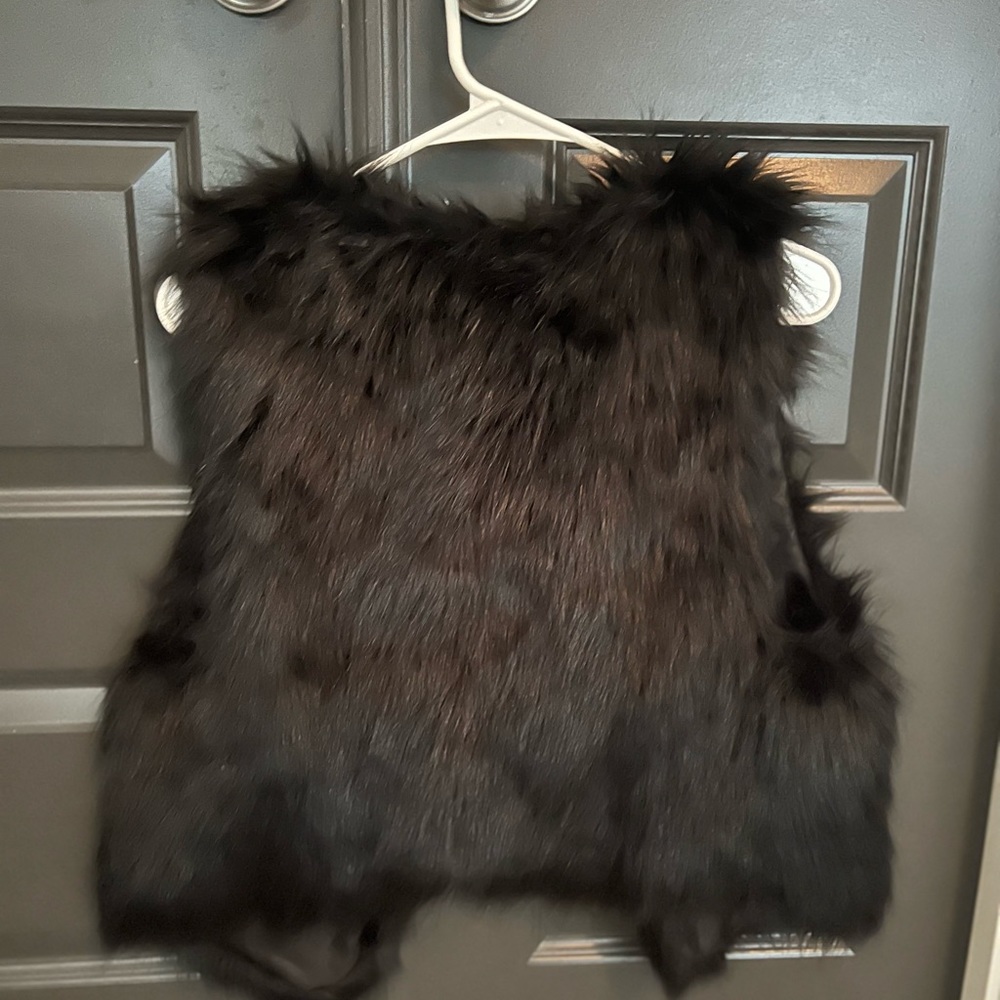 Black Sleeveless Fur Vest